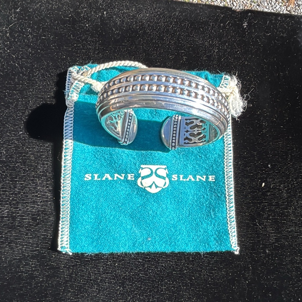 SLANE & SLANE STERLING SILVER CUFF BRACELET ( SMALL SIZE ) - Picture 4 of 17